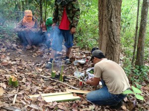 Cooking lunch with Boon Chew, ninja, and Som Bat, ninja.